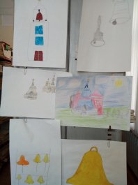 Выставка детских рисунков «Колокола» 