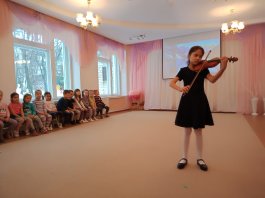 Учащиеся и педагоги ЧДМШ №1 им. С.М.Максимова организовали концерт в рамках социального проекта «Музыкальный ручеек»