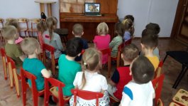 Обучающиеся ЧДМШ №1 им. С.М. Максимова выступили с онлайн-концертом в Детском саду №13 г. Чебоксары