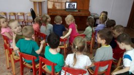 Обучающиеся ЧДМШ №1 им. С.М. Максимова выступили с онлайн-концертом в Детском саду №13 г. Чебоксары