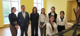 18 мая в Большом зале Чебоксарской детской музыкальной школы №1 им. С.М. Максимова состоялся концерт выпускников фортепианного отделения.