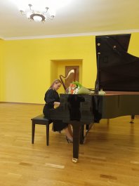 21 апреля в Большом зале ЧДМШ №1 им. С.М. Максимова состоялся концерт выпускницы Казанской государственной консерватории Андреевой Екатерины.