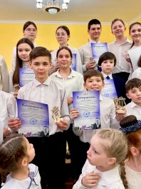 В Чебоксарской детской музыкальной школе №1 им. С.М. Максимова состоялся концерт вокальной и хоровой музыки «Весенние голоса». 