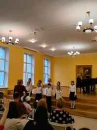 В Чебоксарской детской музыкальной школе №1 им. С.М. Максимова состоялся концерт вокальной и хоровой музыки «Весенние голоса». 
