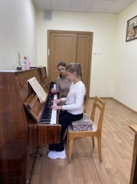 Состоялся открытый урок по фортепиано на тему «Работа над полифонией И. С. Баха»,  преподавателя Яковлевой М.С. 