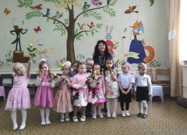 Для самых маленьких воспитанников Чебоксарской детской музыкальной школы №1 им. С.М. Максимова состоялся весенний утренник