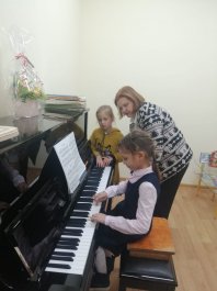 Преподаватели фортепианного отделения провели классные собрания на тему «Организация самостоятельных занятий обучающихся»