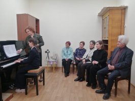 Мастер-класс «Работа над крупной формой в классе специального фортепиано»