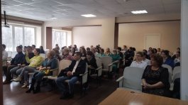 Юные музыканты поздравили медиков с Международным женским днем